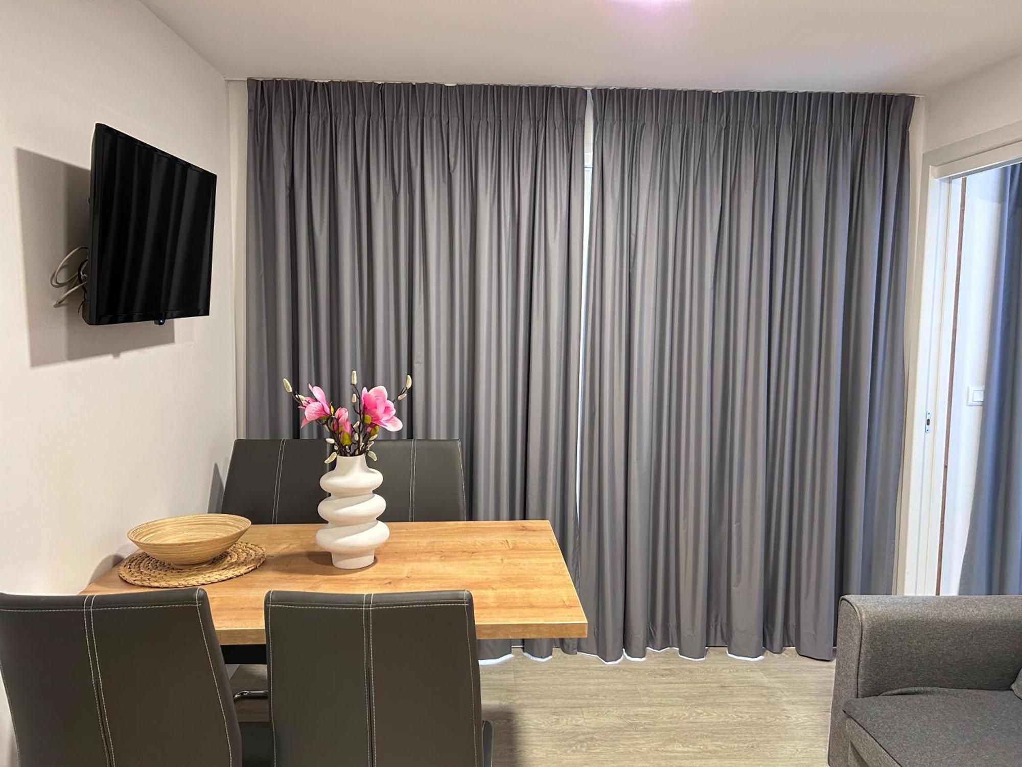 Bella Homes Tisno